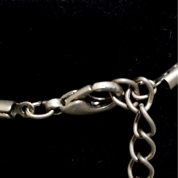 Necklace Silver Tone Adjustable Chain Blue Stone Pendant 17.5" length Necklace - Picture 6 of 6